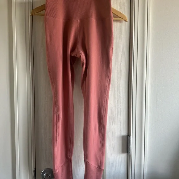 Alo women’s terra cotta colored Leggings - Picture 1 of 5